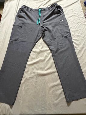 FIGS Technical Collection Women’s Scrub Pants XL Gray